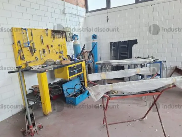4#9630 Arredi e attrezzi reparto Carrozzeria