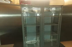 84#7922 Arredi e complementi di arredo per mensa aziendale