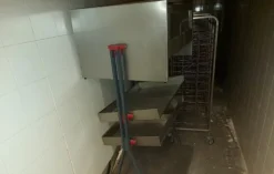 84#7922 Arredi e complementi di arredo per mensa aziendale