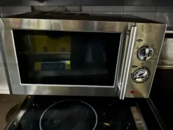 1#8808 Arredi ed attrezzature da laboratorio di pasticceria e prodotti da bar