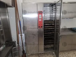 3#8808 Arredi ed attrezzature da laboratorio di pasticceria e prodotti da bar