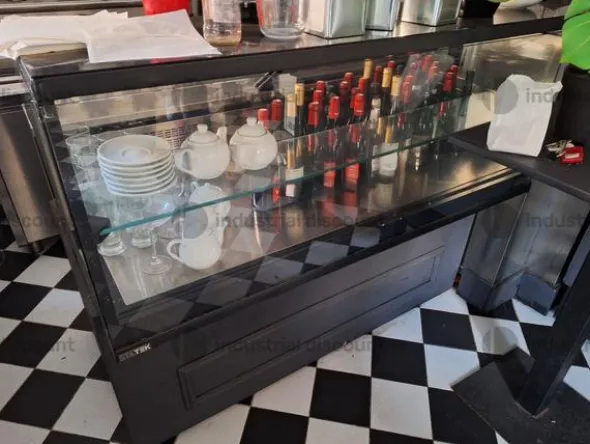 2#8808 Arredi ed attrezzature da laboratorio di pasticceria e prodotti da bar