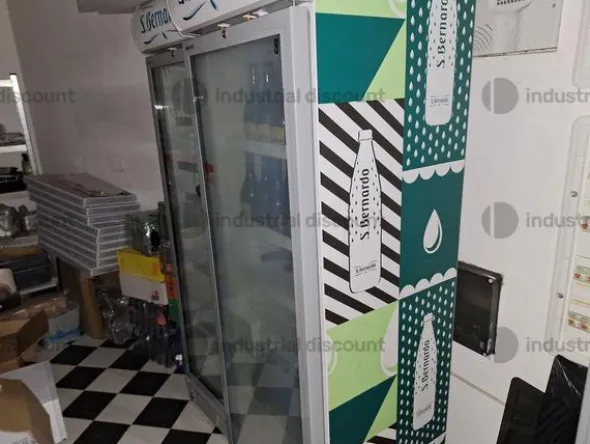 2#8808 Arredi ed attrezzature da laboratorio di pasticceria e prodotti da bar