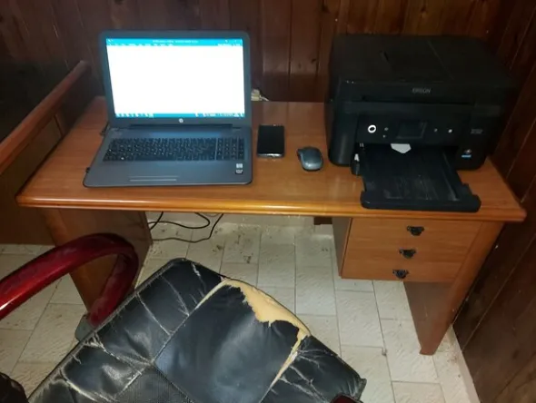 2#8425 Arredi ed attrezzature informatiche varie