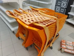 1#7767 Arredi ed attrezzature per il commercio di generi alimentari