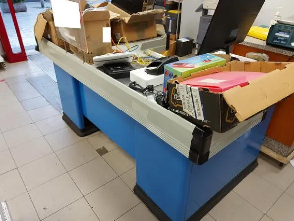 1#7767 Arredi ed attrezzature per il commercio di generi alimentari