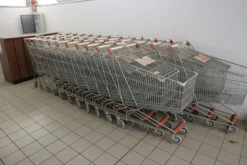 1#7252 Arredi ed attrezzature per supermercato