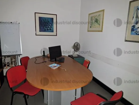1#9493 Arredi ed attrezzature ufficio