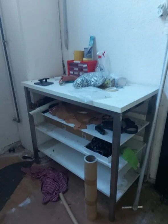 1#8503 Arredi ed attrezzature varie per attivita' commerciale
