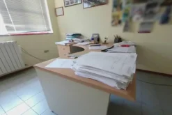 7#7624 Arredi e macchine da ufficio