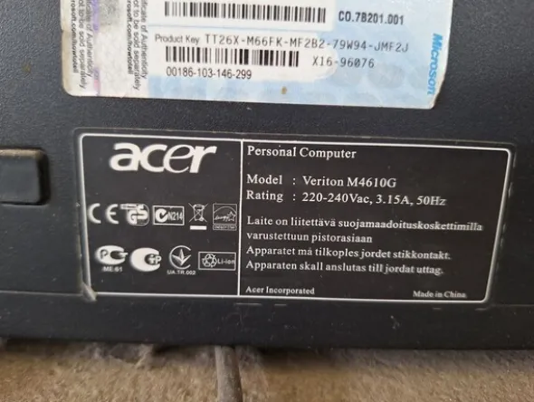 21#8242 Arredi e macchine elettroniche da ufficio.