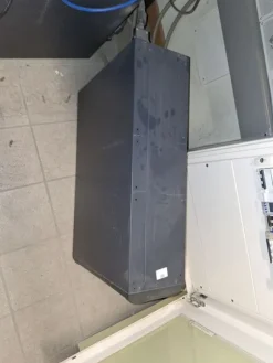 21#8242 Arredi e macchine elettroniche da ufficio.