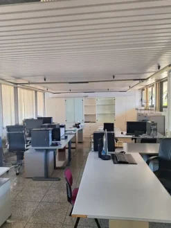 1#8510 Arredi e macchine elettroniche da ufficio