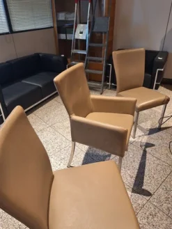 1#8510 Arredi e macchine elettroniche da ufficio