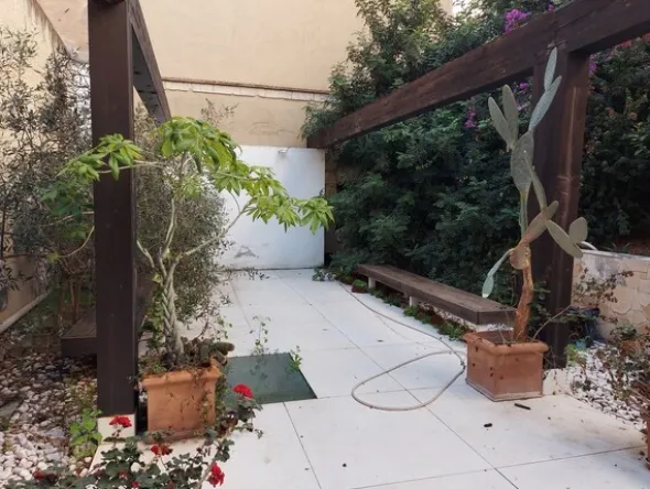 3#7994 Arredi giardino
