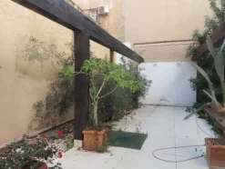 3#7994 Arredi giardino