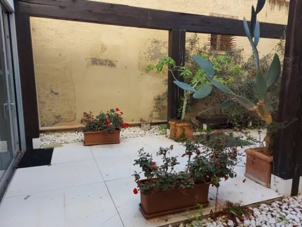 3#7994 Arredi giardino