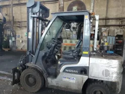 1#9247 Arredi, macchinari e attrezzature varie per officina meccanica