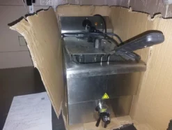 1#8457 Arredi macchine e attrezzature per ristorazione