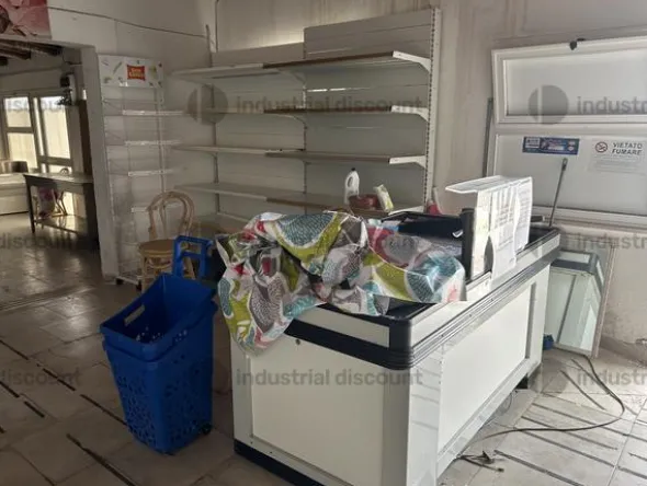 1#8815 Arredi per albergo e attrezzature da cucina