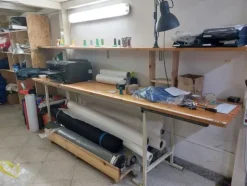 1#8597 Arredi per negozio