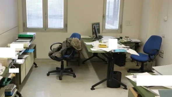 12#6880 Arredi per ufficio