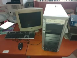 2#8012 Arredi per ufficio e attrezzature informatiche
