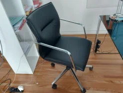 1#8119 Arredi per ufficio e negozio