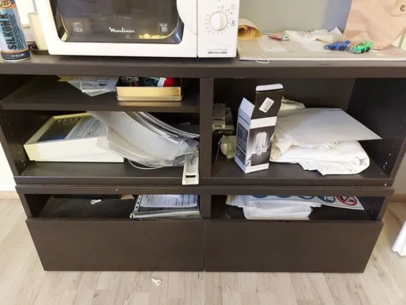10#8011 Arredi per ufficio e spogliatoi