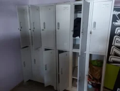 10#8011 Arredi per ufficio e spogliatoi
