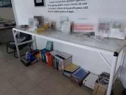 3#7700 Arredi ufficio e infissi