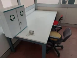 3#7700 Arredi ufficio e infissi