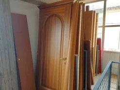 3#7700 Arredi ufficio e infissi