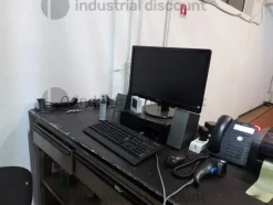 7#8564 Arredi ufficio e periferiche