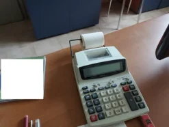 8#7776 Arredi ufficio e stampanti HP