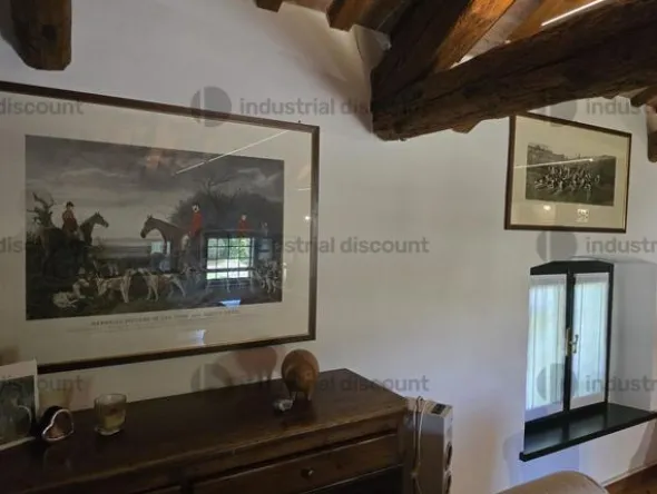 1#10228 Arredo abitazione