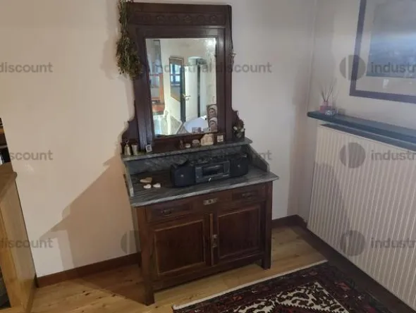 1#10228 Arredo abitazione