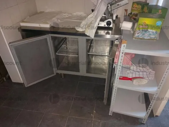 1#9424 Arredo bar ed attrezzature elettroniche e arredi