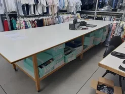 20#7914 Arredo e attrezzature da ufficio