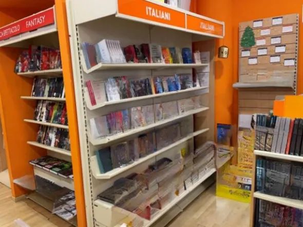 19#7897 Arredo e attrezzature libreria