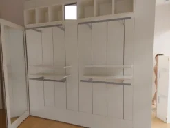 15#7897 Arredo e attrezzature negozio abbigliamento