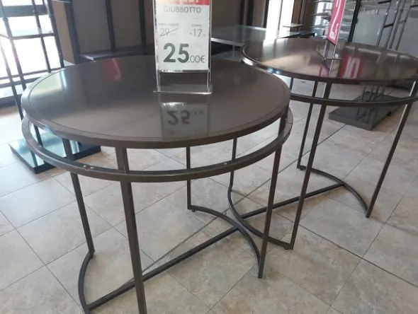 14#7897 Arredo e attrezzature negozio abbigliamento