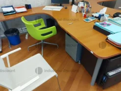 3#8743 Arredo ed attrezzatura da ufficio