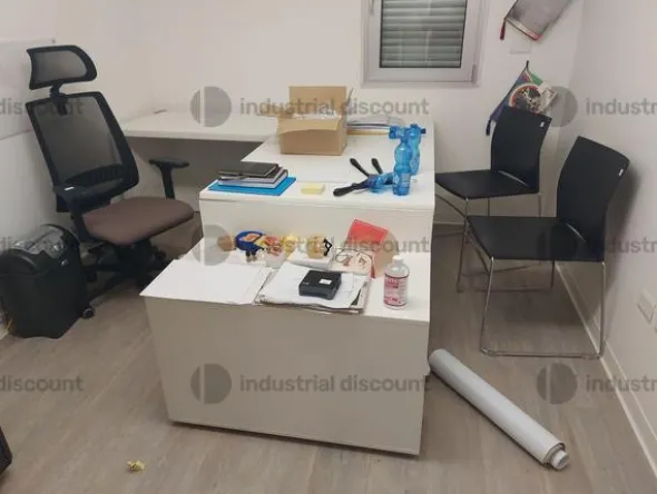 1#9633 Arredo ed attrezzatura elettronica per ambulatorio odontoiatrico