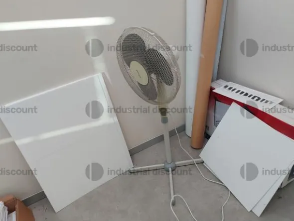 20#9805 Arredo e macchine elettroniche da ufficio