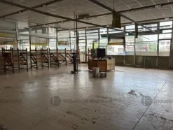 45#9470 Arredo negozio per distribuzione di prodotti ortofrutticoli