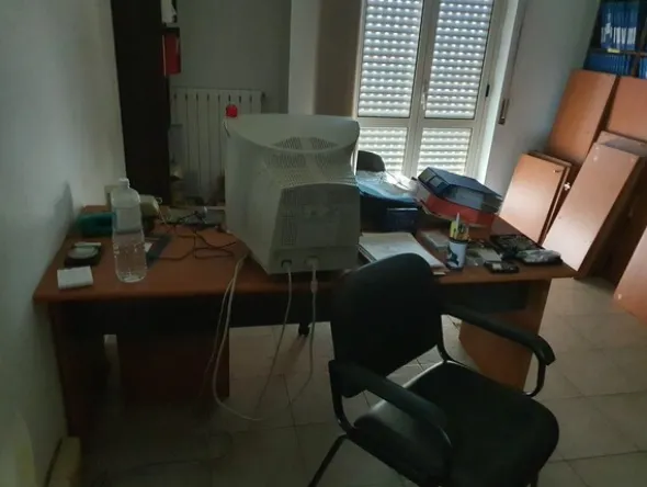 8#7628 Arredo ufficio