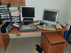 8#7628 Arredo ufficio