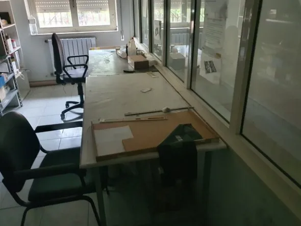 8#7628 Arredo ufficio
