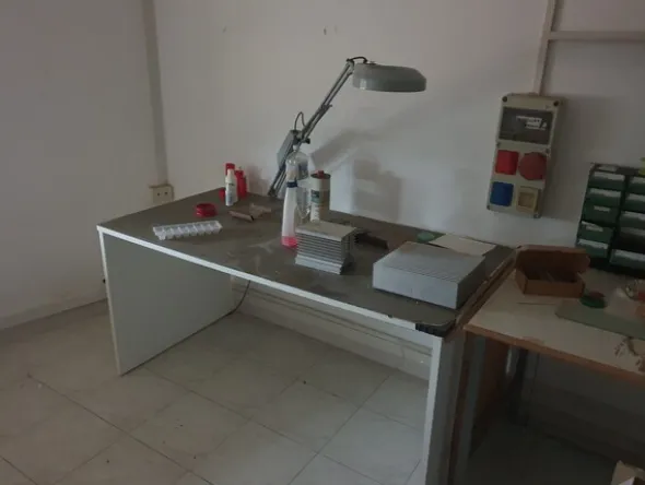 8#7628 Arredo ufficio